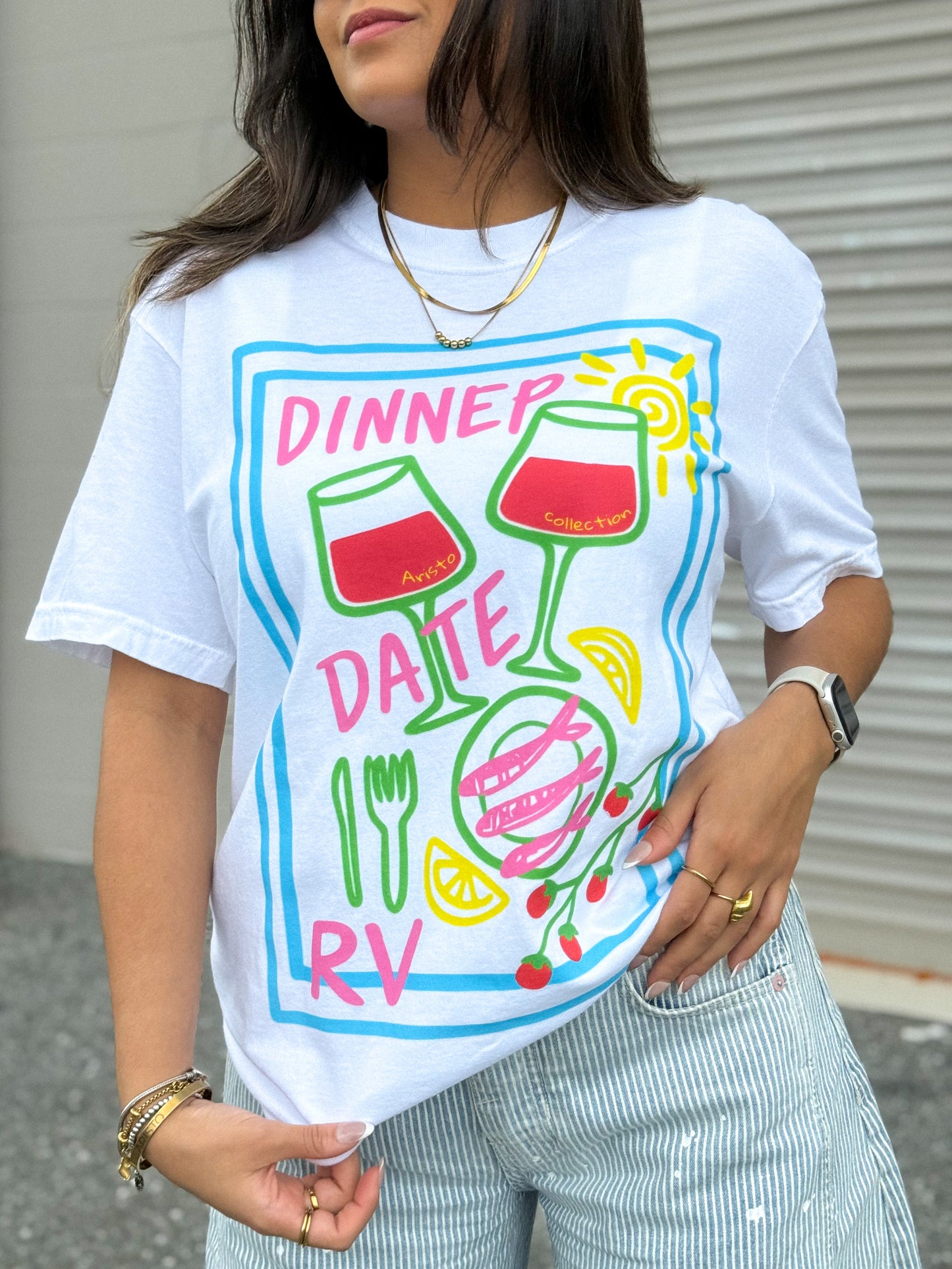 Dinner date graphic tee