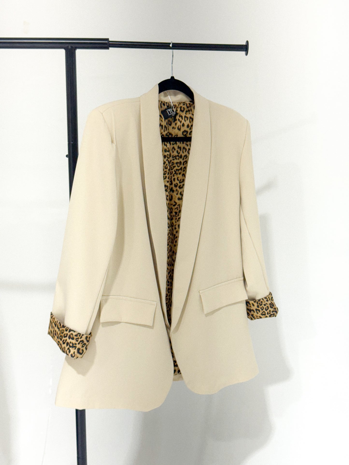 Leopard blazer