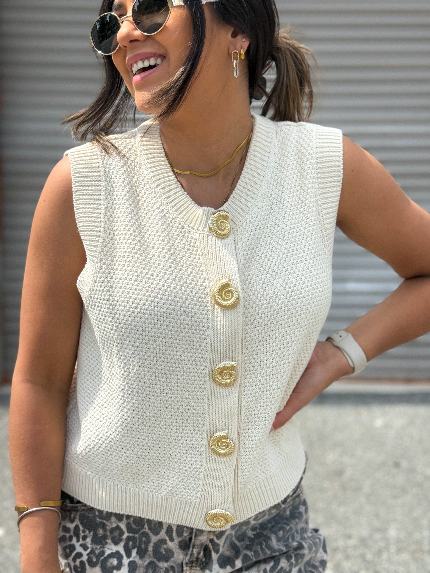 Vest spiral gold buttons