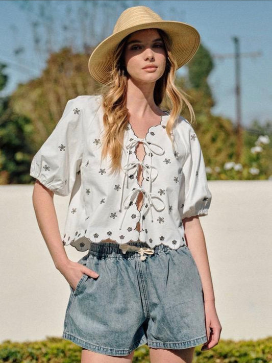 EMBROIDERED TOP