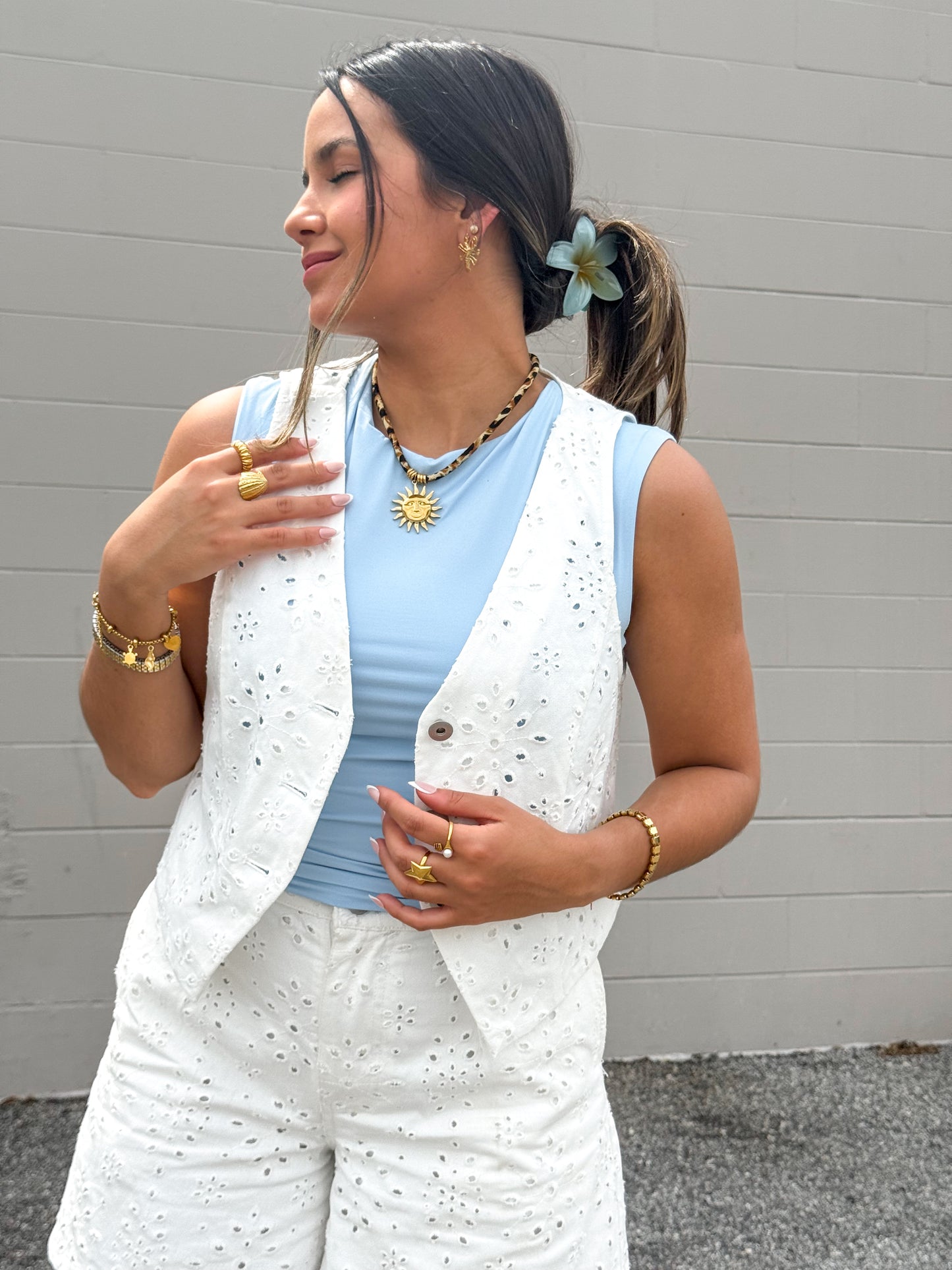 Eyelet set